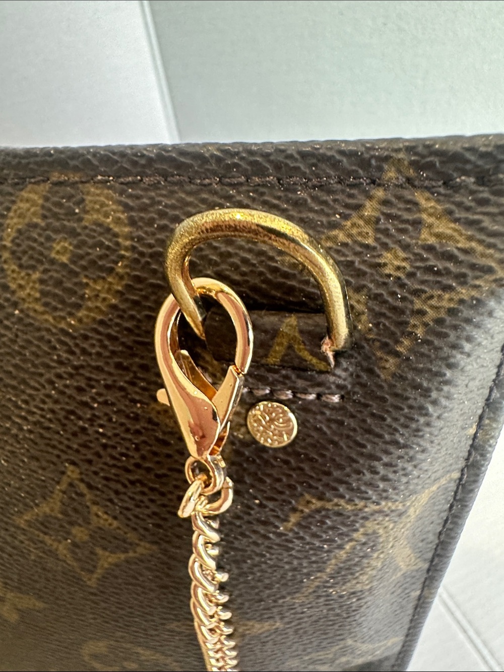 Louis Vuitton Monogram Shoulder , Clutch, Cosmetic Bag
8” x 7” x 2” - Picture 2 of 9
